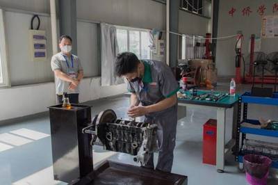 鄉(xiāng)村技能的魅力在這里！上海市鄉(xiāng)村振興職業(yè)技能大賽開賽，技術(shù)服務(wù)制作引領(lǐng)新風(fēng)尚