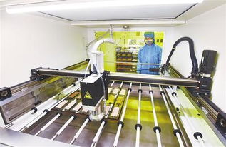 手機(jī)3D曲面屏等一批高端項(xiàng)目投產(chǎn) 引領(lǐng)智能終端制造新浪潮